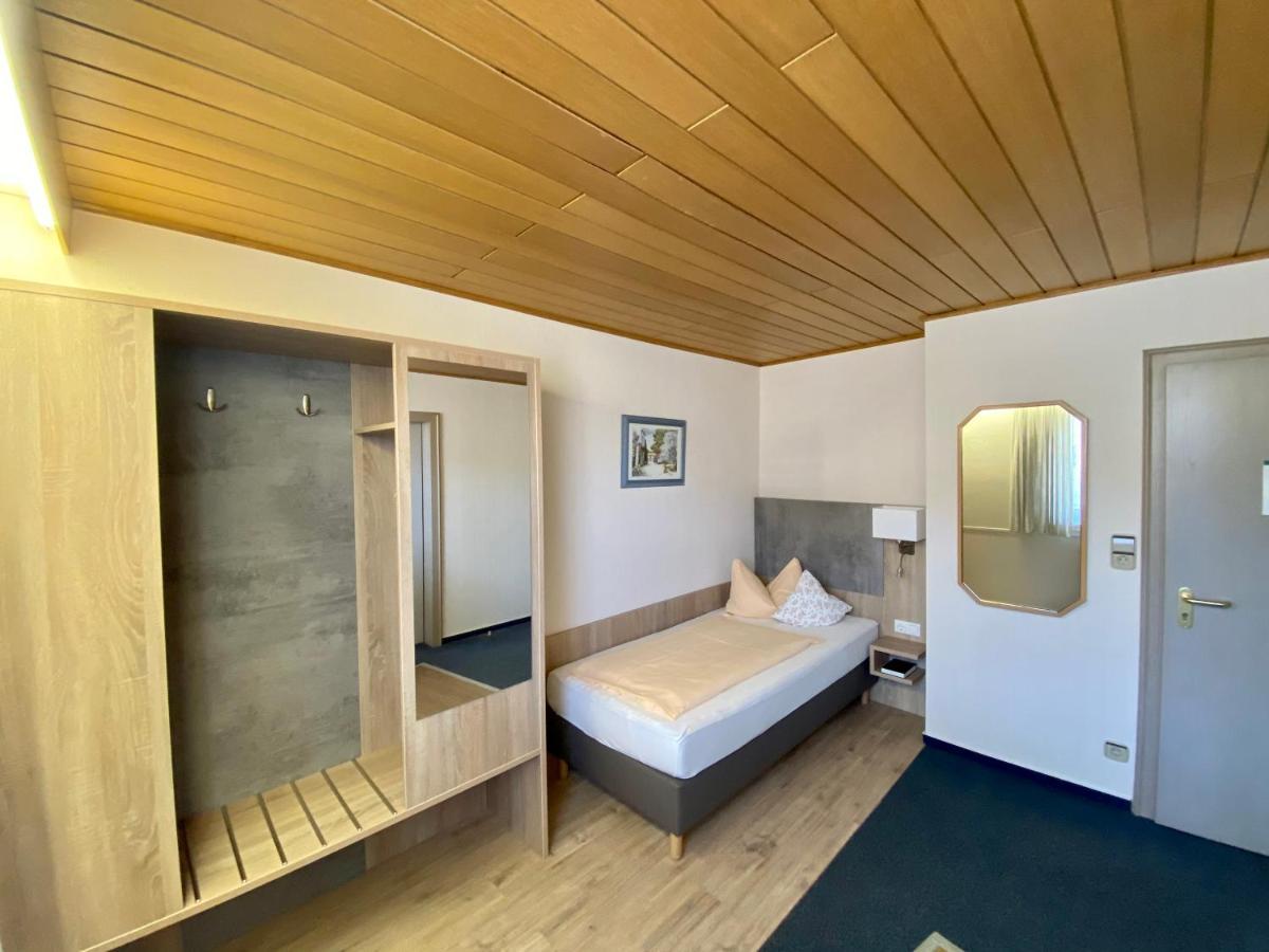 פולדה Hotel Am Rosenbad מראה חיצוני תמונה