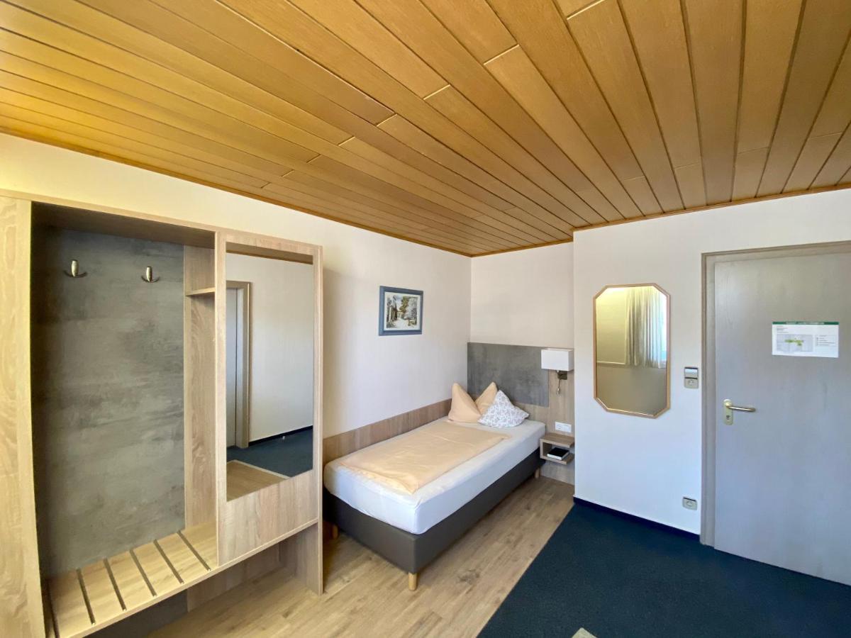 פולדה Hotel Am Rosenbad מראה חיצוני תמונה